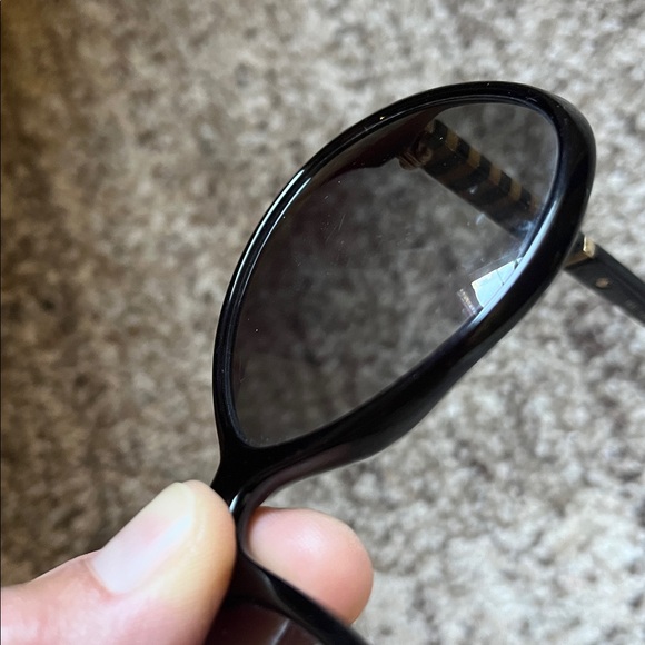Fendi Black and Gold Striped Sunglasses, preowned, fair/good condition - Picture 16 of 17
